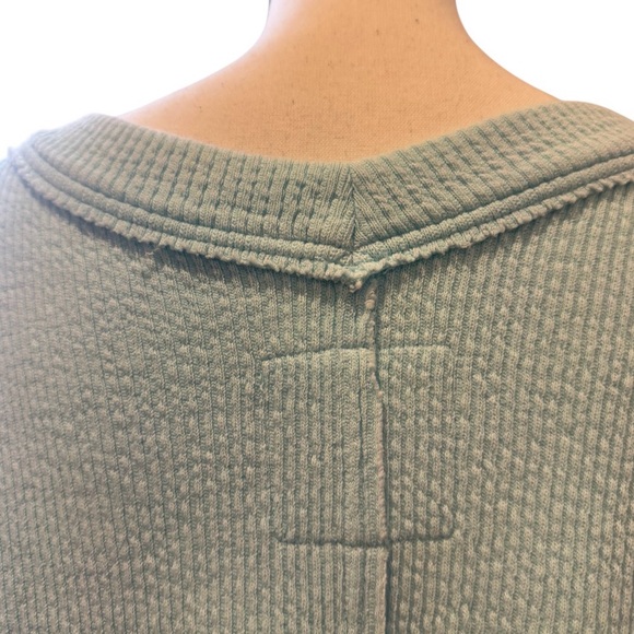 AERIE Wonder light blue textured sweatshirt women’s junior size small - Picture 6 of 17
